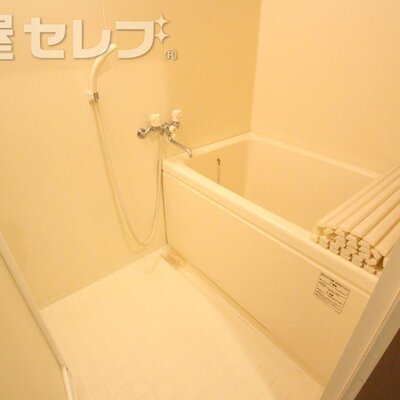 
						ゆっくりお風呂に入りたいですね。