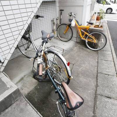 
						駐輪場です。