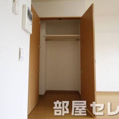 
						たっぷりと収納できます。
