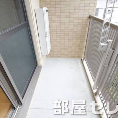 
						風通しの良いバルコニーです。