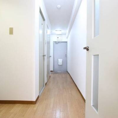 
						※別の部屋の写真です。