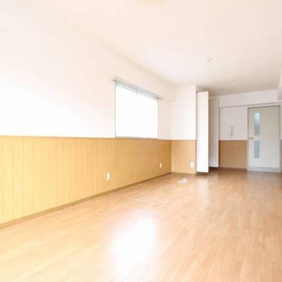 
						※別の部屋の写真です。