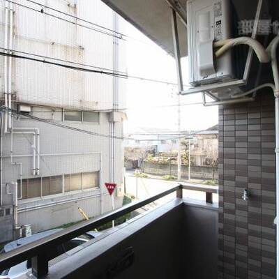 
						写真は204のものになります