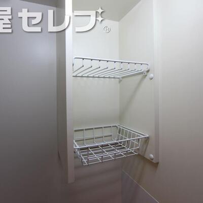
						室内物干し。