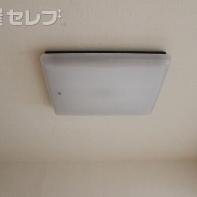 
						写真は302号室のものになります。