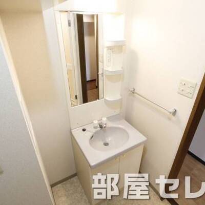 
						独立洗面台。イメージ写真