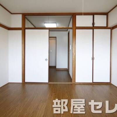 
						寝室。