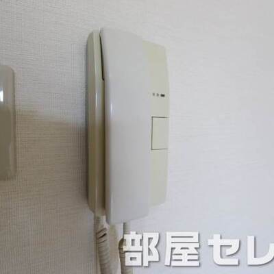 
						インターホンで来客を知れます。