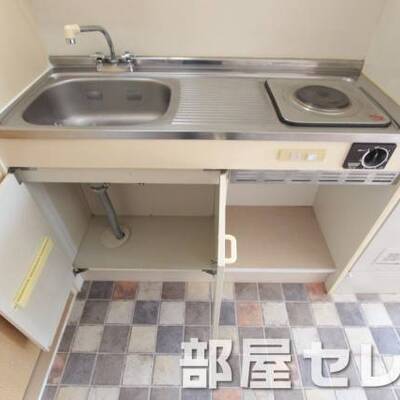 
						キッチン収納ばっちり。