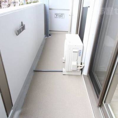 
						※203号室の内装写真参照