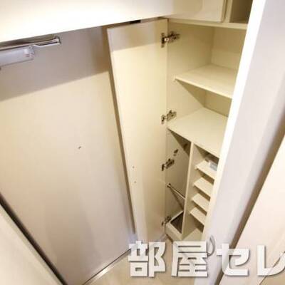 
						たっぷりシューズボックス。