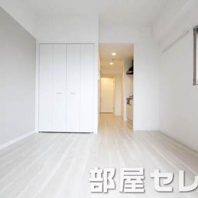 
						快適なリビングスペースでお過ごしください。