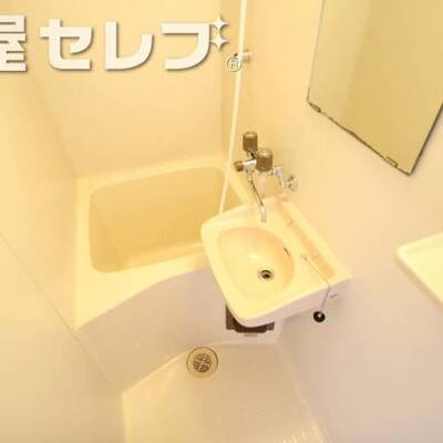 
						他号室の写真です。