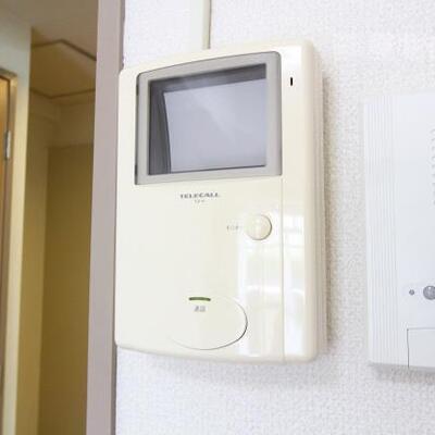 
						来客の確認ができて、安心です。