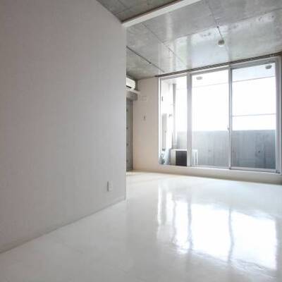 
						＊302号室参照