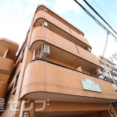 
						タイル貼りのキレイな外観です。
