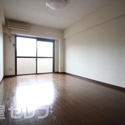 
						日当たりの良いお部屋です。