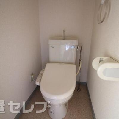 
						ウォシュレット付のトイレです。