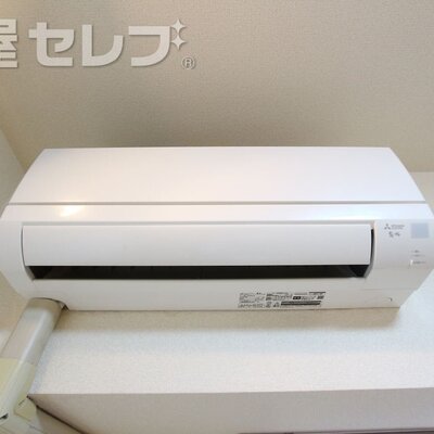 
						居室にエアコンついてます。