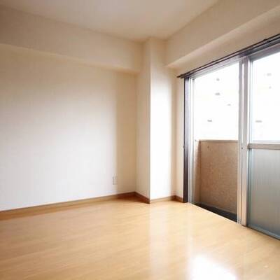 
						反対から見たお部屋です。他号室の写真です。