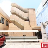 SK House
