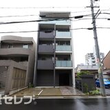 ラ　ルーチェ川名