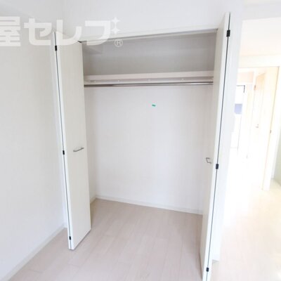 
						クリーニング中ですがリフォーム入ります。