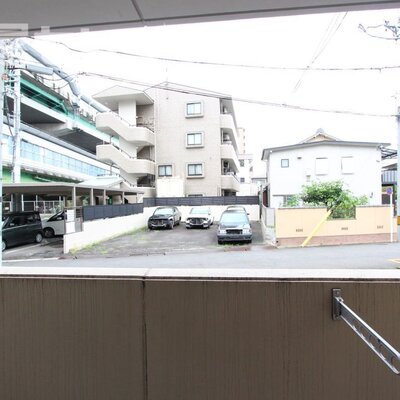 
						クリーニング中ですがリフォーム入ります。