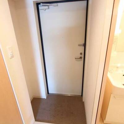 
						クリーニング中ですがリフォーム入ります。