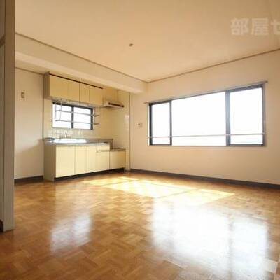 
						※402号室参照