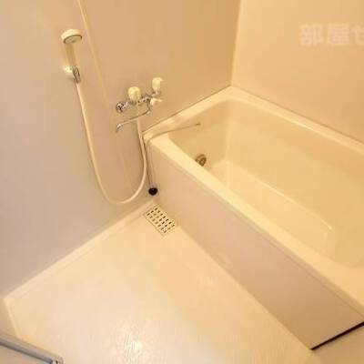 
						※402号室参照