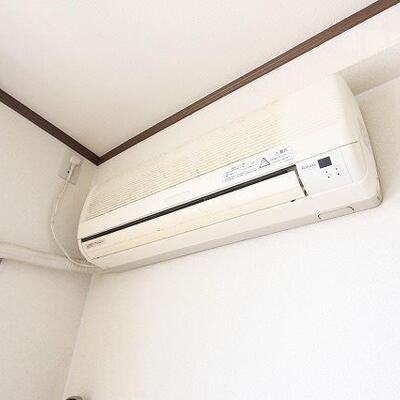 
						エアコン付きです。