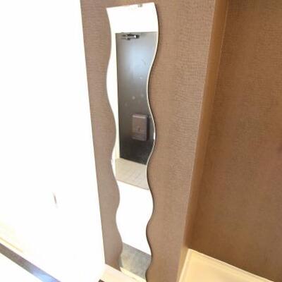 
						玄関近くに全身鏡があって嬉しいですね。