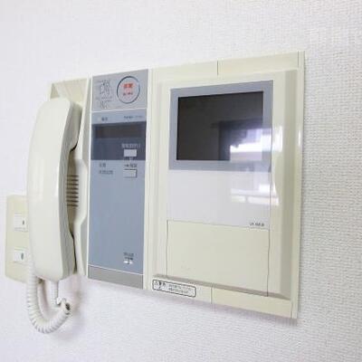 
						来客を確認できるので、安心です。