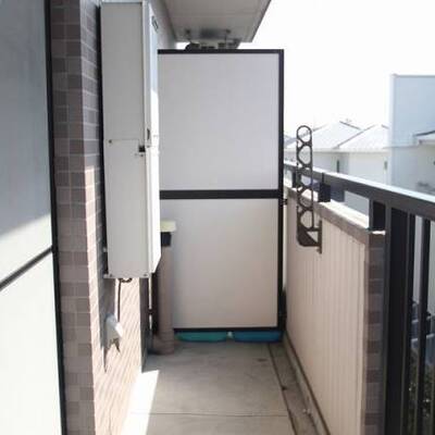 
						他の部屋を流用しております。