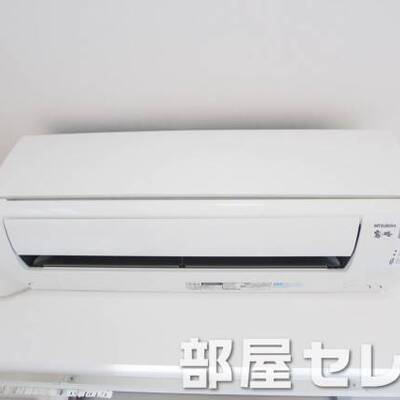 
						きれいなエアコンです。