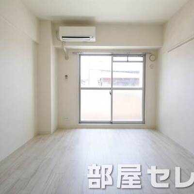 
						違う角度からの居室。