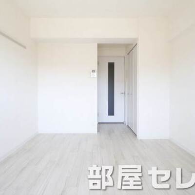 
						違う角度からの寝室。