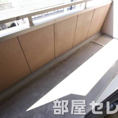 
						バルコニー。
