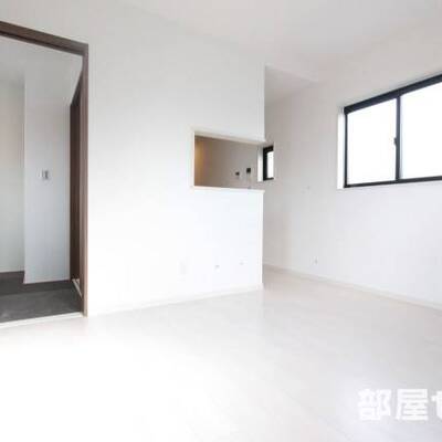 
						内装のおしゃれなお部屋です