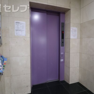 
						エレベータ付きです。