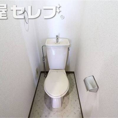 
						トイレットペーパー2つ収納できます。