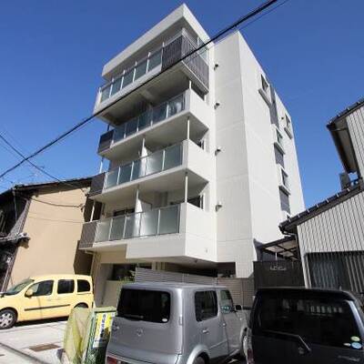 
						名古屋駅徒歩圏内のお部屋です