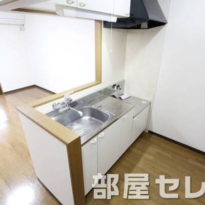 
						カウンターキッチン。