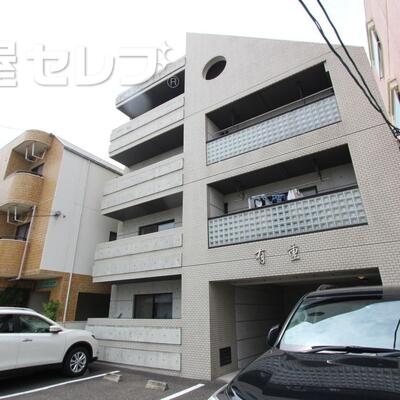 
						屋内駐輪場です。