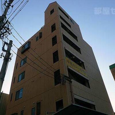 
						周辺施設も嬉しいファミリー物件です