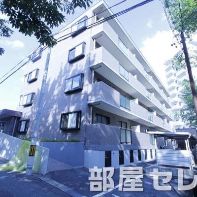 
						タイル貼りでキレイな外観です。