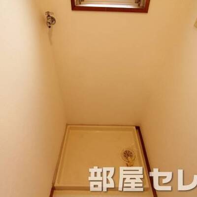 
						室内洗濯機置き場です。