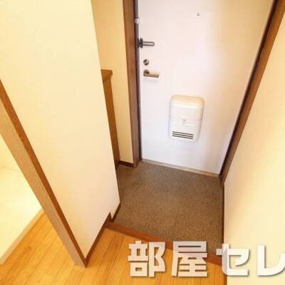 
						玄関からの写真です。（イメージ写真）