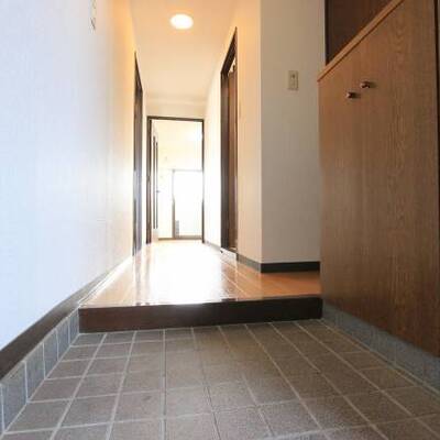 
						靴もたくさん入りますね